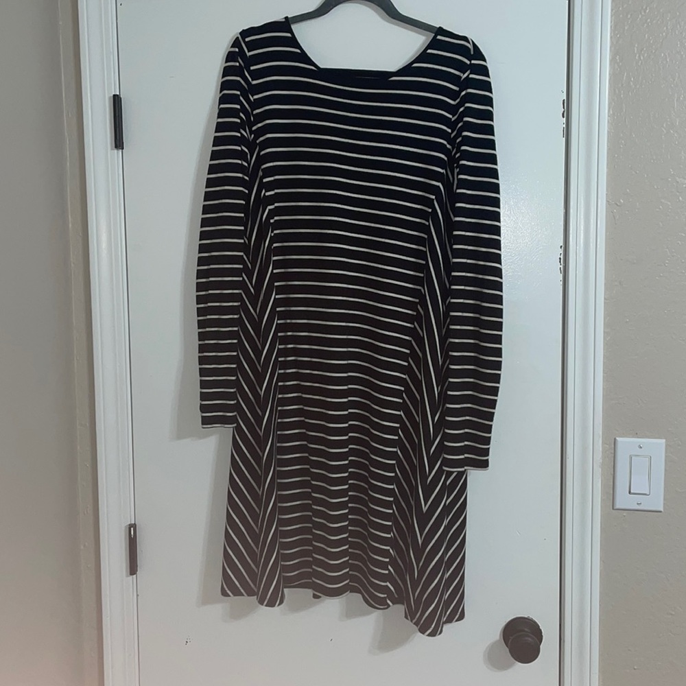Striped black and white dress.